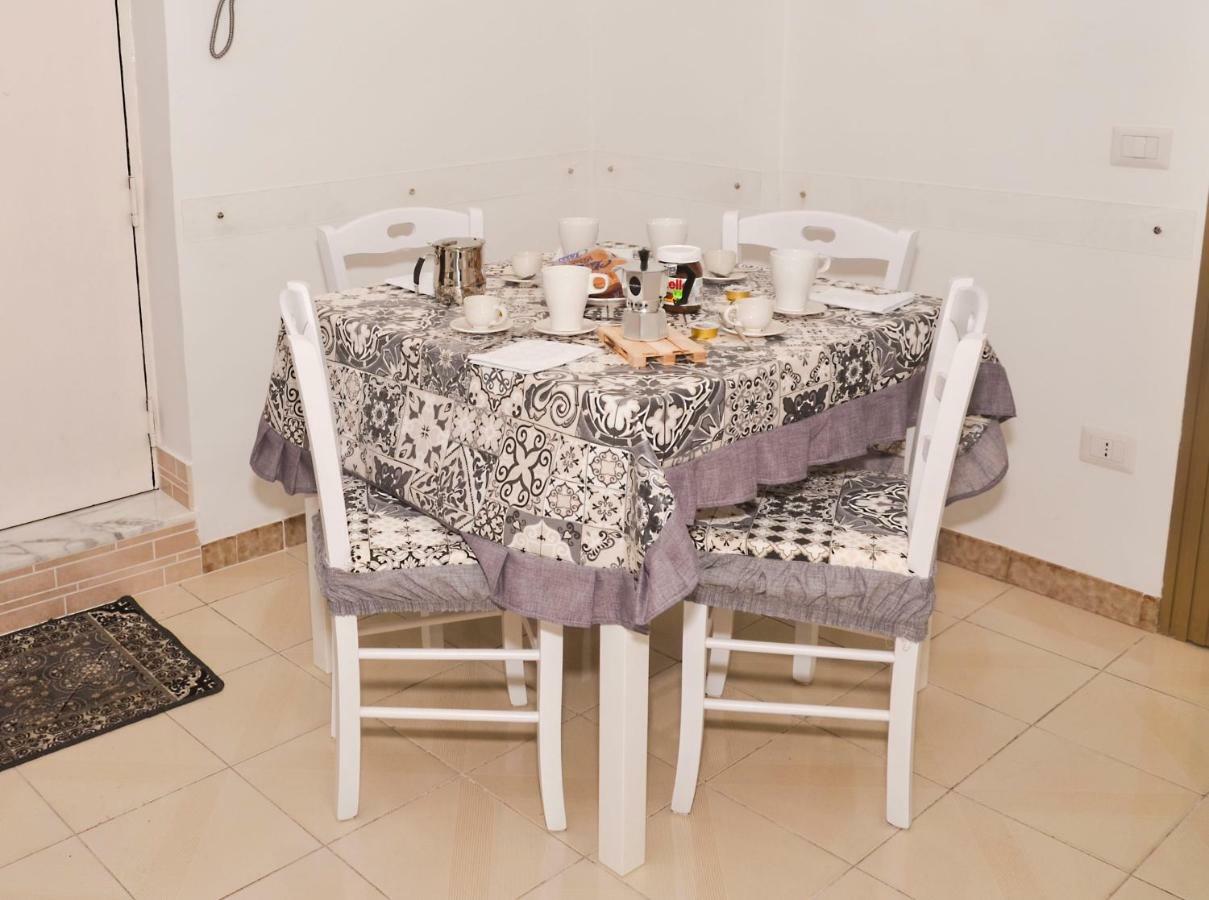 Casa Luna Наполи Екстериор снимка